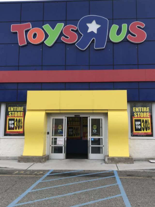 Toys R Us shut down its store 24 hours after its re-entry into India